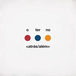 <atrás/além>